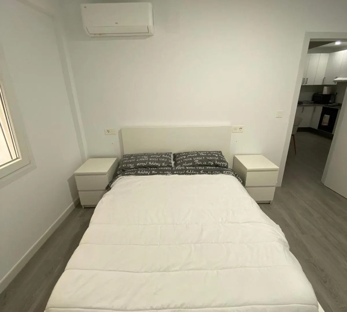 3 Rooms Con Terraza Junto A Monte Victoria Malaga 0*,  Spain